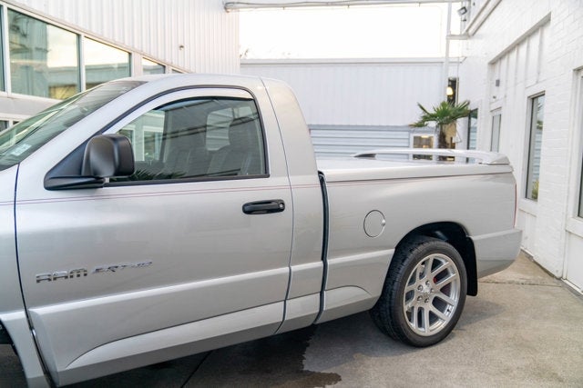 2005 Dodge Ram SRT-10 2dr Reg Cab 120.5" WB