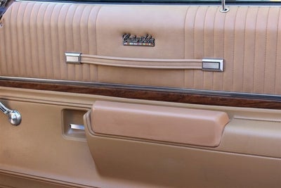 1974 Oldsmobile Cutlass Salon Base