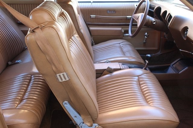 1974 Oldsmobile Cutlass Salon Base