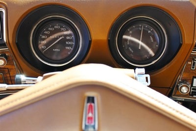 1974 Oldsmobile Cutlass Salon Base