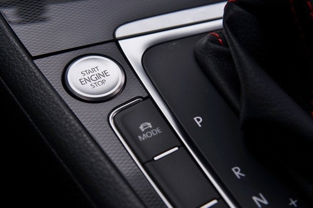 2016 Volkswagen Golf GTI Autobahn w/Performance Pkg