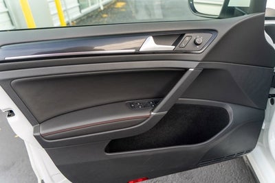 2016 Volkswagen Golf GTI SE w/Performance Pkg