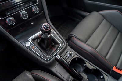 2016 Volkswagen Golf GTI SE w/Performance Pkg