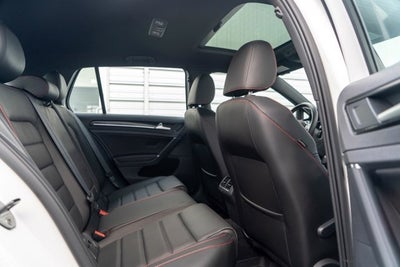 2016 Volkswagen Golf GTI SE w/Performance Pkg