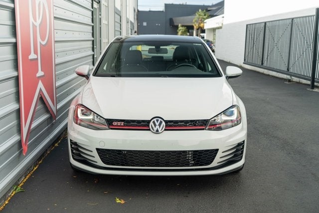 2016 Volkswagen Golf GTI SE w/Performance Pkg