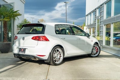 2016 Volkswagen Golf GTI SE w/Performance Pkg