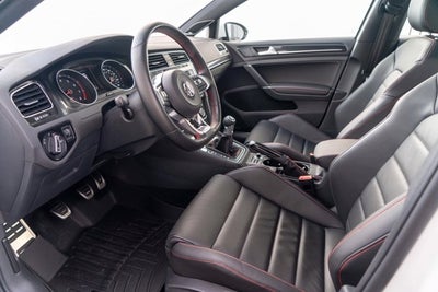 2016 Volkswagen Golf GTI SE w/Performance Pkg