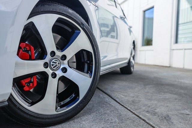 2017 Volkswagen Golf GTI SE