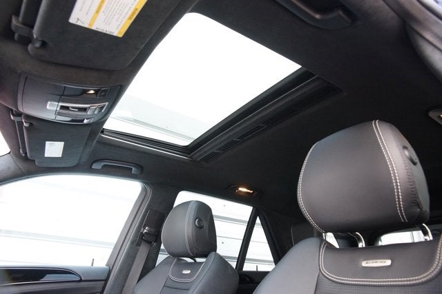 2013 Mercedes-Benz ML63 AMG® P30 Performance