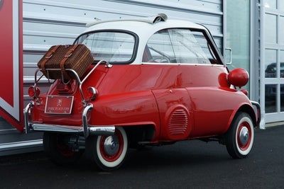 1957 BMW Isetta 300 Deluxe 'California'