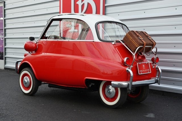 1957 BMW Isetta 300 Deluxe 'California'