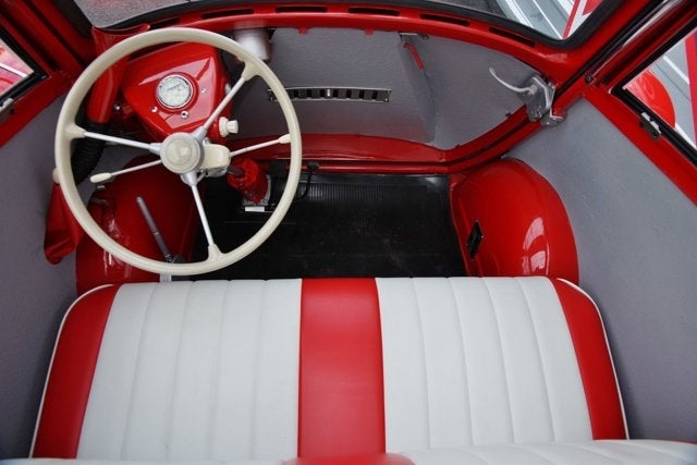 1957 BMW Isetta 300 Deluxe 'California'