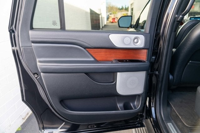 2022 Lincoln Navigator L Reserve