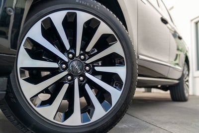 2022 Lincoln Navigator L Reserve