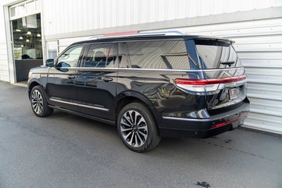2022 Lincoln Navigator L Reserve