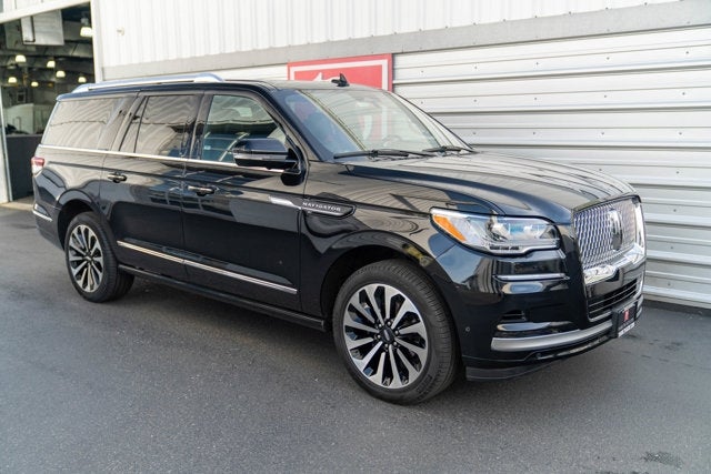 2022 Lincoln Navigator L Reserve