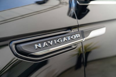2022 Lincoln Navigator L Reserve