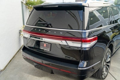 2022 Lincoln Navigator L Reserve