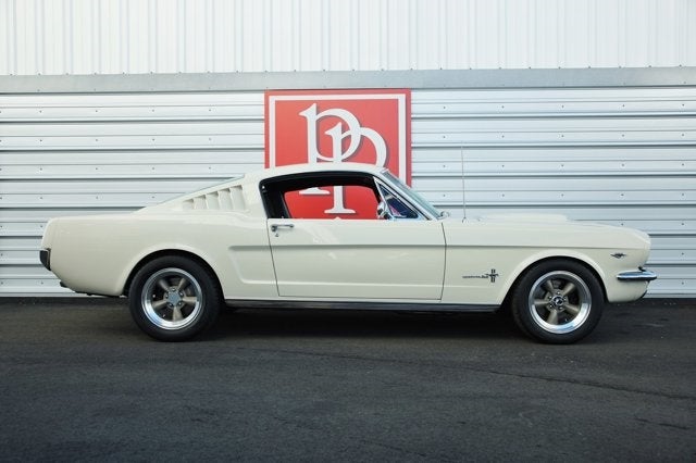 1965 Ford Mustang Fastback 2+2