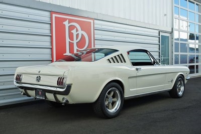 1965 Ford Mustang Fastback 2+2