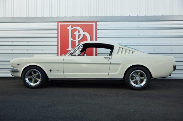 1965 Ford Mustang Fastback 2+2