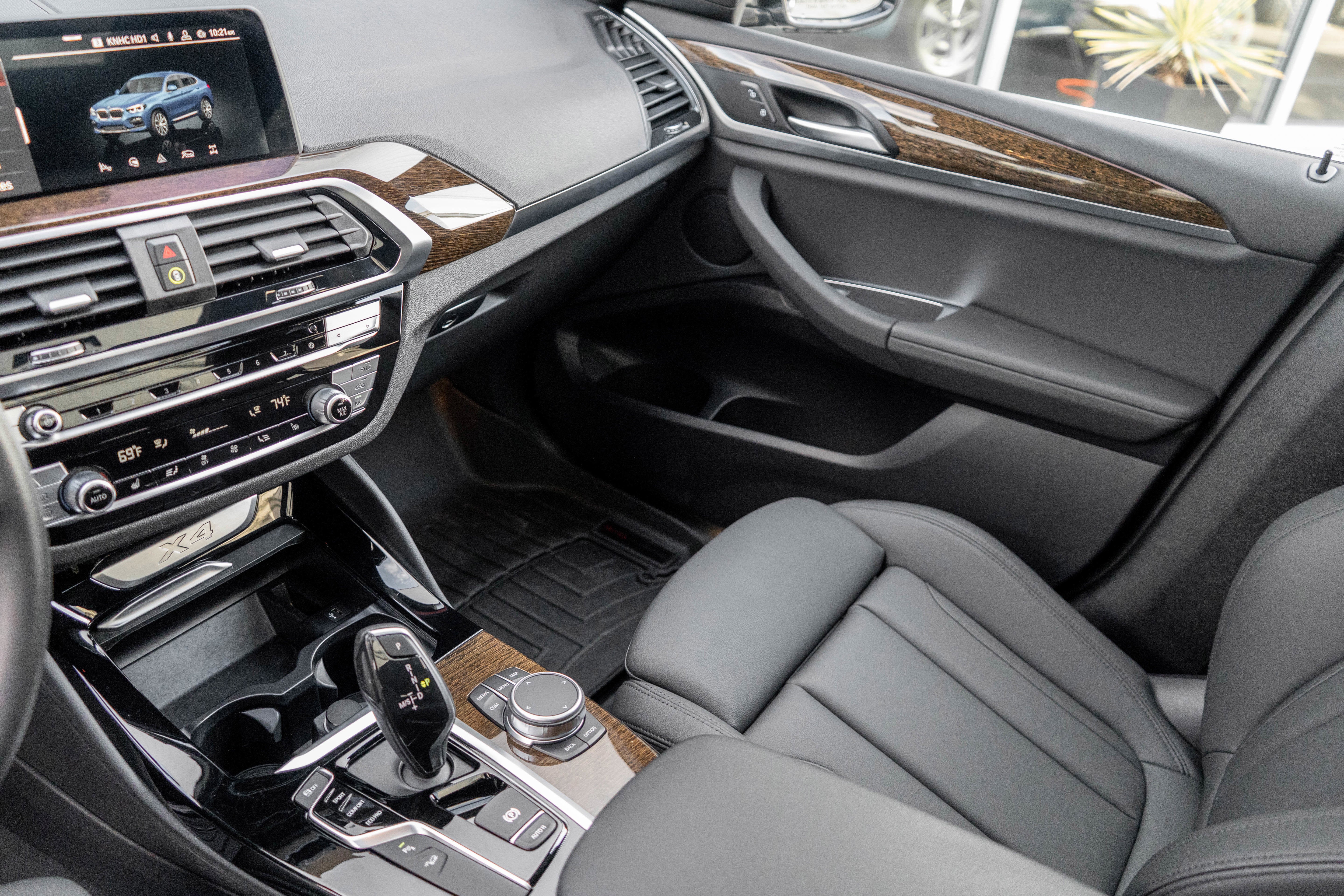 2020 BMW X4 xDrive30i