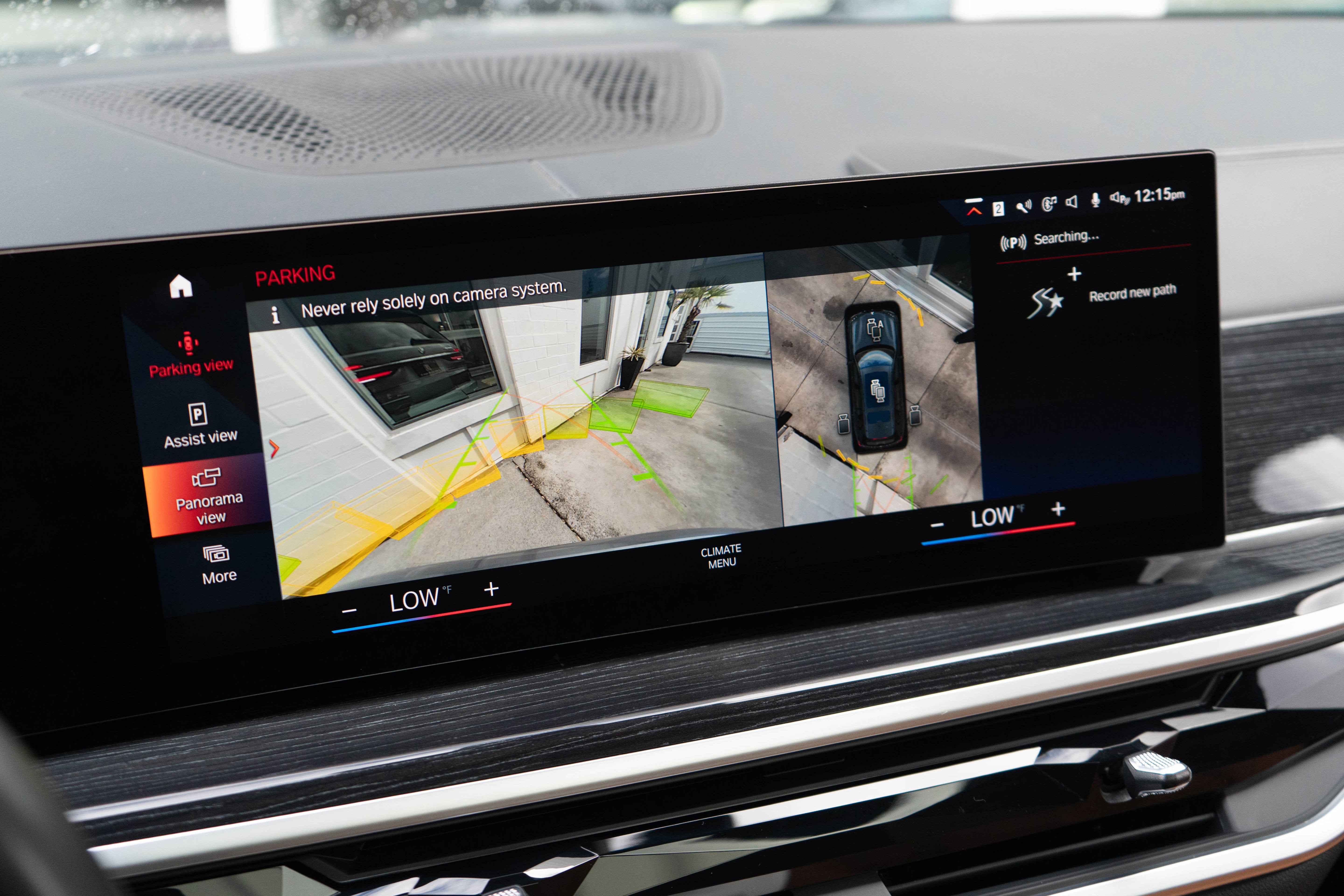 2023 BMW X7 M60i