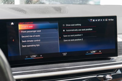 2023 BMW X7 M60i