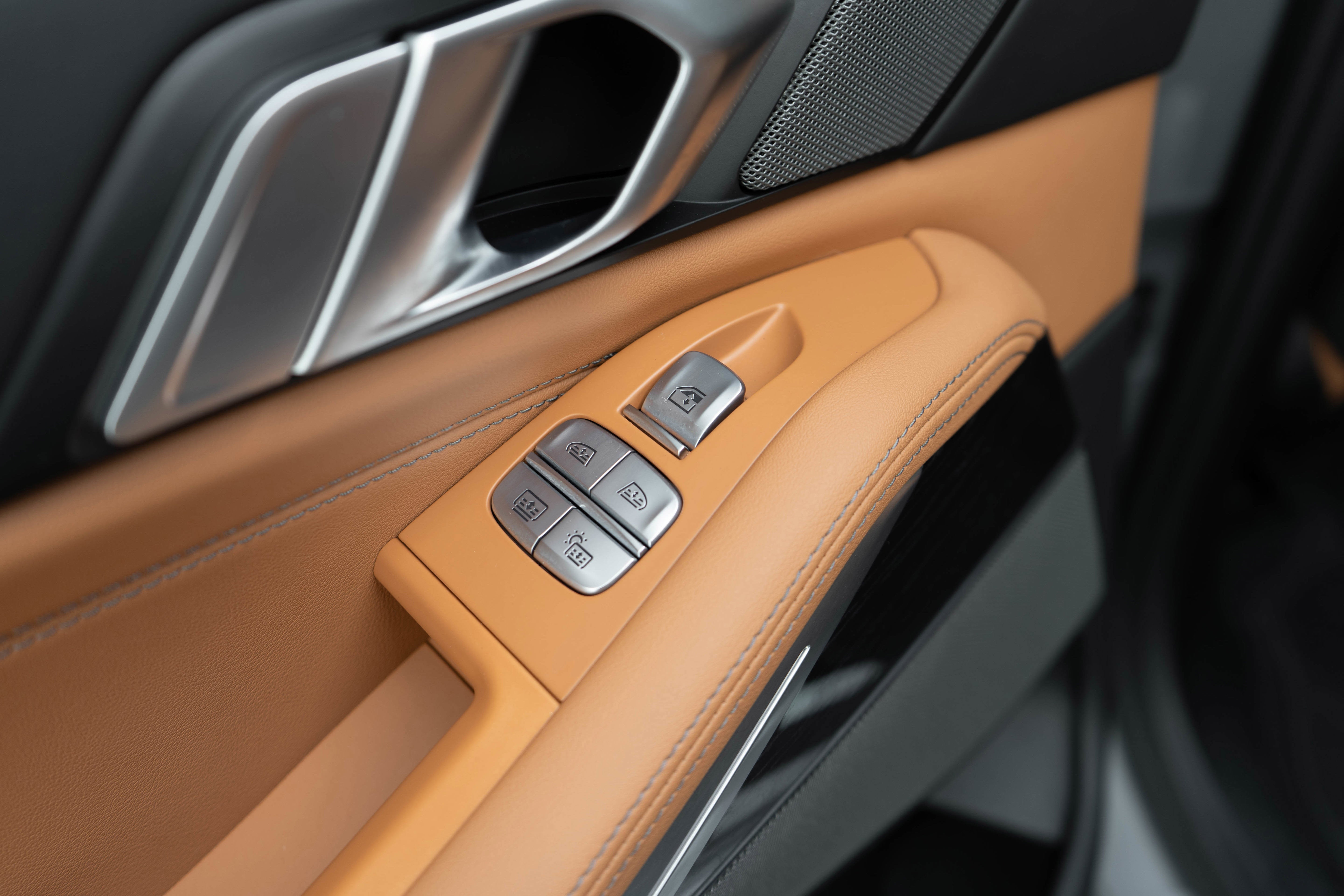 2023 BMW X7 M60i