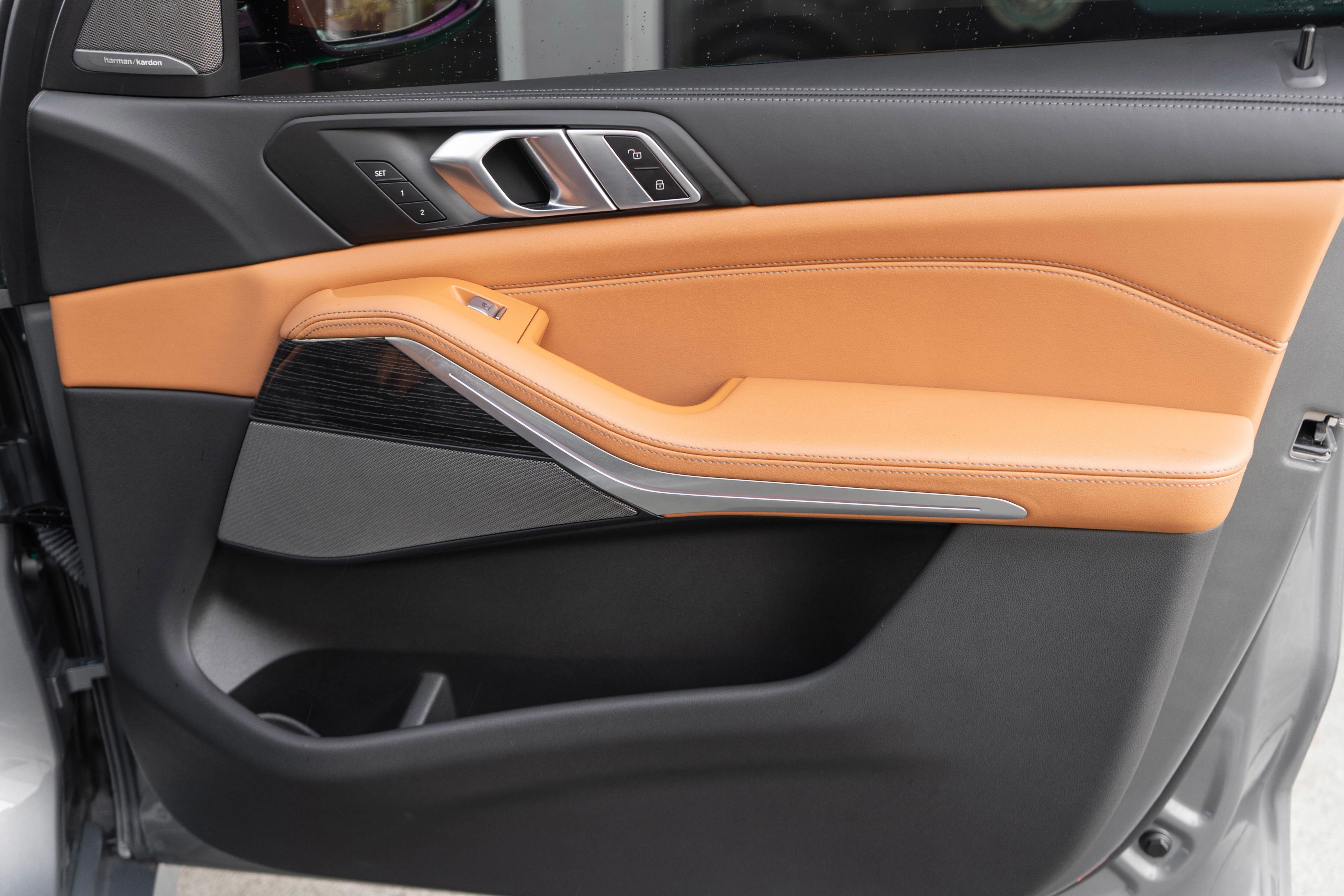2023 BMW X7 M60i