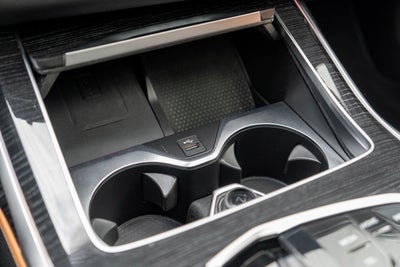 2023 BMW X7 M60i