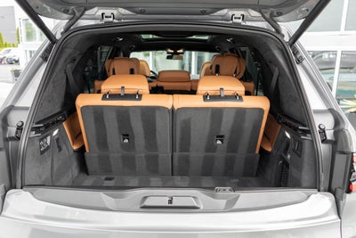 2023 BMW X7 M60i