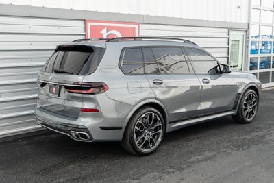 2023 BMW X7 M60i