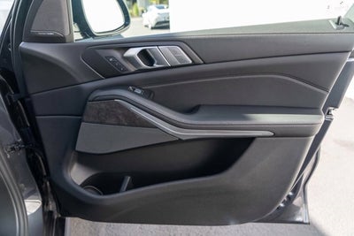 2019 BMW X7 xDrive40i