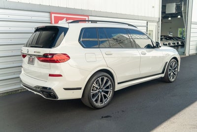 2020 BMW X7 M50i