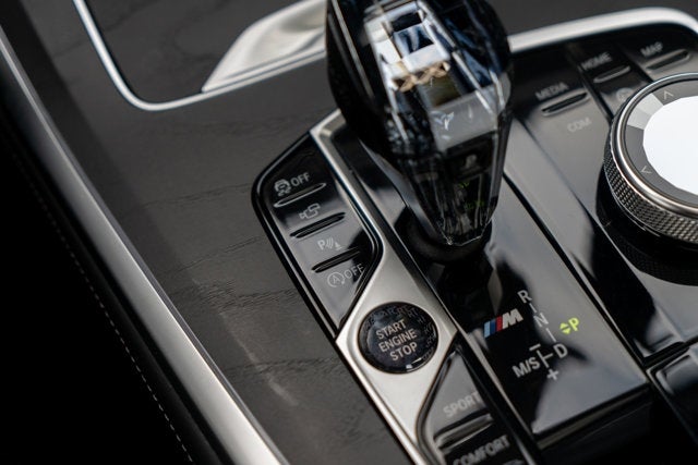 2021 BMW X7 M50i