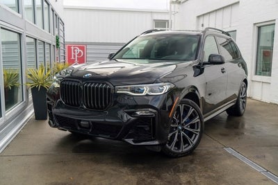 2021 BMW X7 M50i