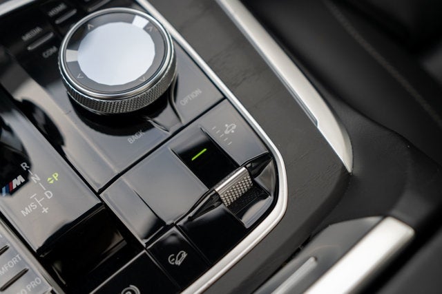2021 BMW X7 M50i