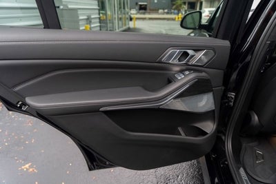 2021 BMW X7 M50i