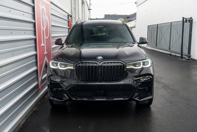2021 BMW X7 M50i