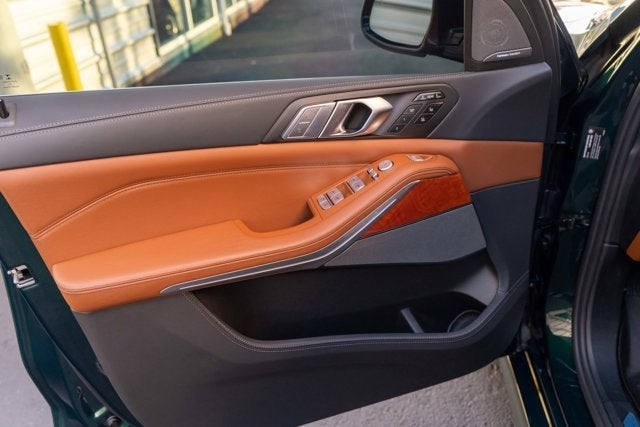 2022 BMW ALPINA XB7 ALPINA XB7