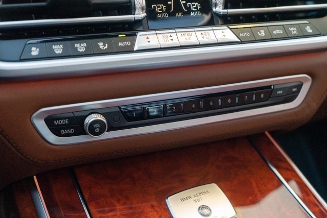 2022 BMW ALPINA XB7 ALPINA XB7