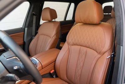 2022 BMW ALPINA XB7 ALPINA XB7