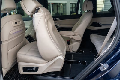 2021 BMW X7 ALPINA XB7