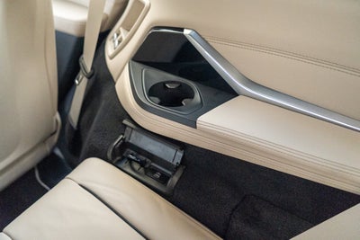 2021 BMW X7 ALPINA XB7