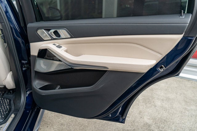 2021 BMW X7 ALPINA XB7