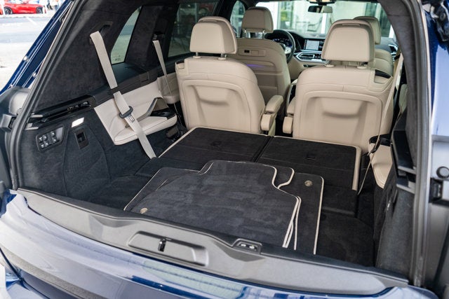 2021 BMW X7 ALPINA XB7