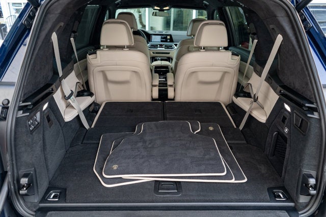 2021 BMW X7 ALPINA XB7