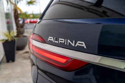2021 BMW X7 ALPINA XB7