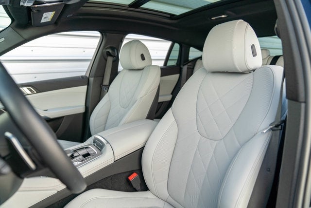 2023 BMW X6 xDrive40i